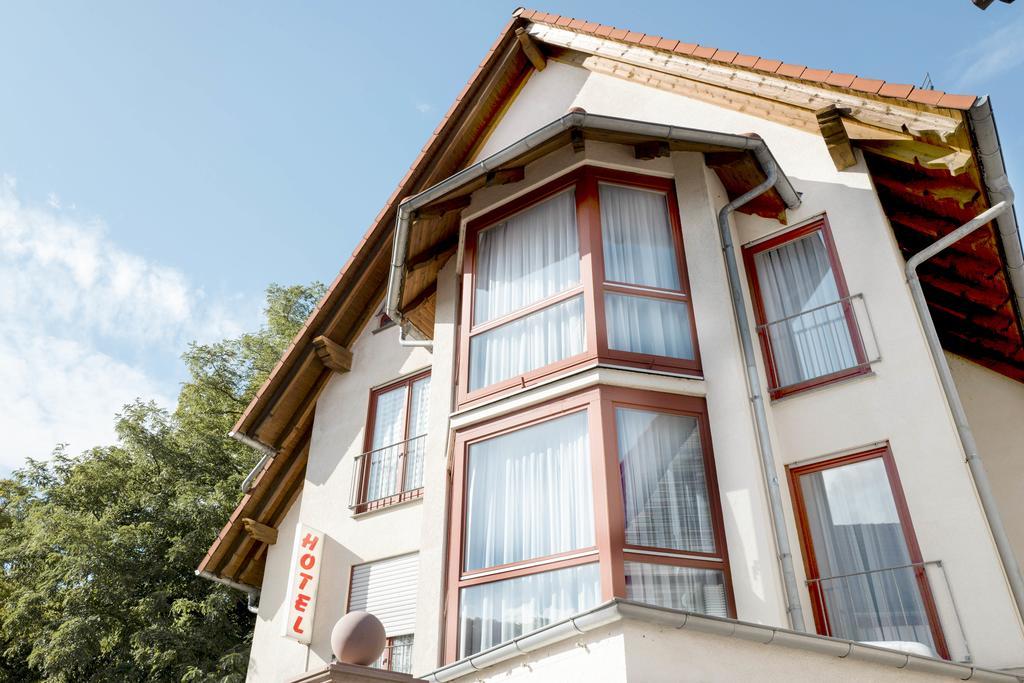 Hotel Am Palais 겔른하우젠 외부 사진
